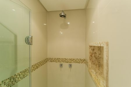 Apartamento para alugar com 100m², 2 quartos e 1 vaga Apartamento para alugar com 100m², 2 quartos e 1 vagaBanheiro da Suíte 2