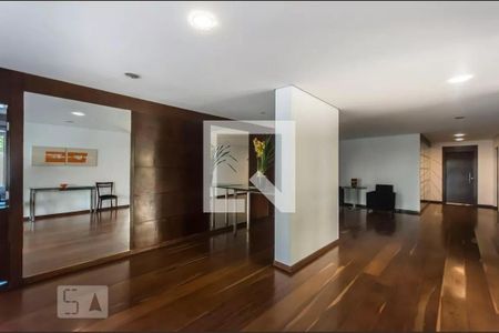 Apartamento para alugar com 100m², 2 quartos e 1 vaga Apartamento para alugar com 100m², 2 quartos e 1 vagaHall social