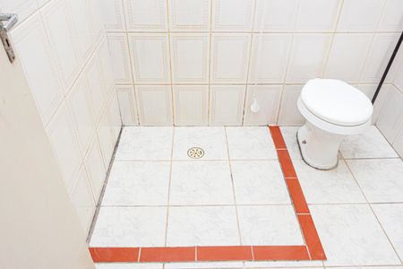 Banheiro de apartamento para alugar com 1 quarto, 48m² em Vila Santana, São Paulo