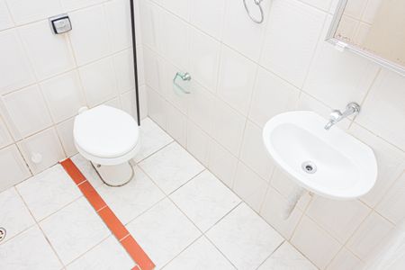 Banheiro de apartamento para alugar com 1 quarto, 48m² em Vila Santana, São Paulo