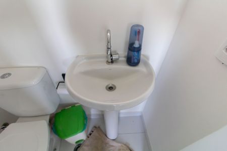 Apartamento para alugar com 34m², 2 quartos e sem vaga Apartamento para alugar com 34m², 2 quartos e sem vagaBanheiro