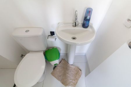 Apartamento para alugar com 34m², 2 quartos e sem vaga Apartamento para alugar com 34m², 2 quartos e sem vagaBanheiro