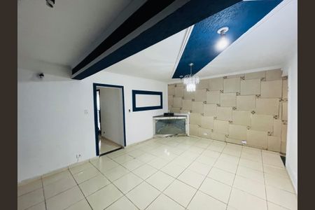 Sala de casa para alugar com 2 quartos, 116m² em Vila Nova Bonsucesso, Guarulhos