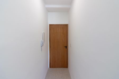Entrada de kitnet/studio para alugar com 1 quarto, 24m² em Moema, São Paulo