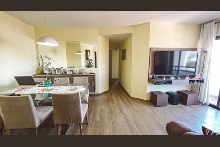 Sala de apartamento à venda com 3 quartos, 70m² em Chora Menino, São Paulo