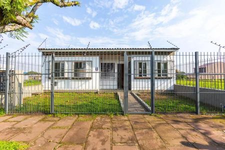 Casa para alugar com 80m², 2 quartos e 1 vaga Casa para alugar com 80m², 2 quartos e 1 vagaFachada