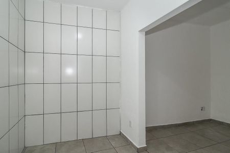 Cozinha de apartamento para alugar com 1 quarto, 52m² em São João, Porto Alegre