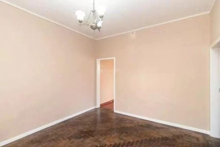 Casa para alugar com 90m², 2 quartos e 3 vagasSala