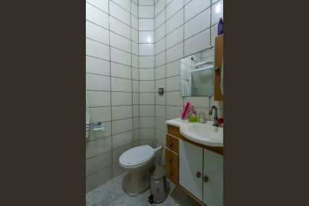 Casa à venda com 129m², 3 quartos e 2 vagas Casa à venda com 129m², 3 quartos e 2 vagasBanheiro da Suíte