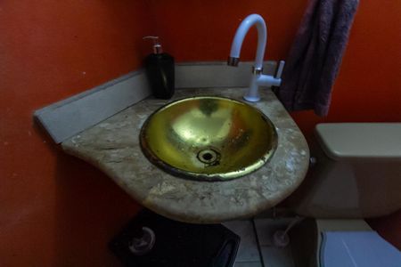 Casa à venda com 129m², 3 quartos e 2 vagas Casa à venda com 129m², 3 quartos e 2 vagasLavabo