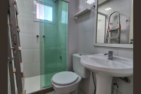 Casa de condomínio à venda com 122m², 4 quartos e 2 vagasBanheiro 2