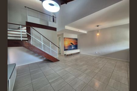 Sala  de casa de condomínio à venda com 4 quartos, 122m² em Recreio dos Bandeirantes, Rio de Janeiro