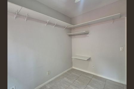 Casa de condomínio à venda com 122m², 4 quartos e 2 vagasQuarto 1