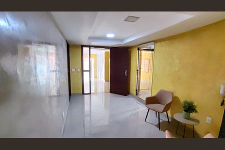 Apartamento à venda com 107m², 3 quartos e 3 vagas Apartamento à venda com 107m², 3 quartos e 3 vagasHall de Entrada