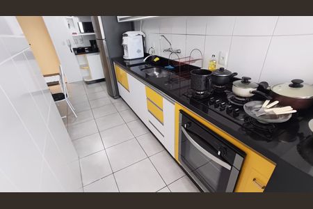 Apartamento à venda com 107m², 3 quartos e 3 vagas Apartamento à venda com 107m², 3 quartos e 3 vagasCozinha