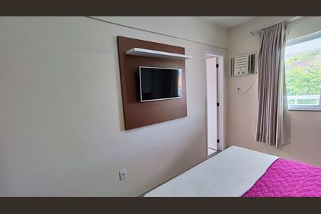 Apartamento à venda com 107m², 3 quartos e 3 vagas Apartamento à venda com 107m², 3 quartos e 3 vagasSuíte