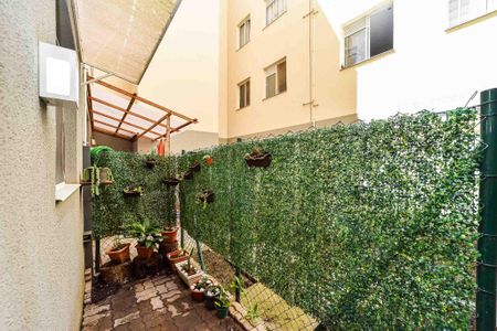 Apartamento à venda com 47m², 2 quartos e 1 vaga Apartamento à venda com 47m², 2 quartos e 1 vagaÁrea Privativa