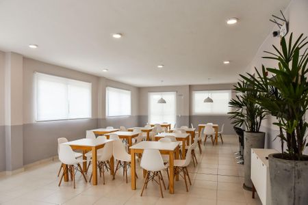 Apartamento à venda com 47m², 2 quartos e 1 vaga Apartamento à venda com 47m², 2 quartos e 1 vagaÁrea comum - Salão de festas