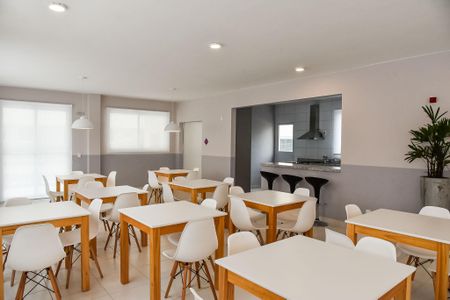 Apartamento à venda com 47m², 2 quartos e 1 vaga Apartamento à venda com 47m², 2 quartos e 1 vagaÁrea comum - Salão de festas