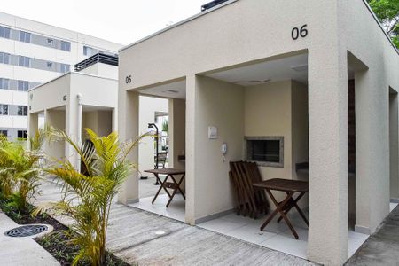 Apartamento à venda com 47m², 2 quartos e 1 vaga Apartamento à venda com 47m², 2 quartos e 1 vagaÁrea comum - Churrasqueira