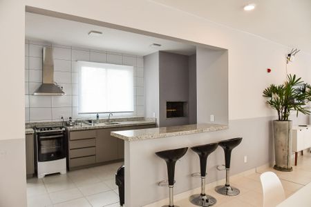 Apartamento à venda com 47m², 2 quartos e 1 vaga Apartamento à venda com 47m², 2 quartos e 1 vagaÁrea comum - Salão de festas
