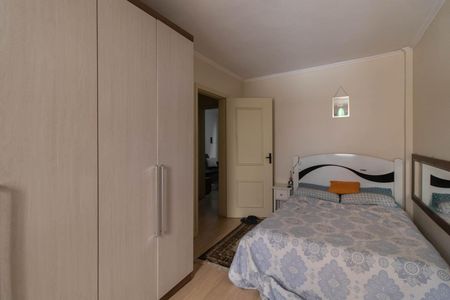 Quarto 1 de apartamento para alugar com 2 quartos, 80m² em Centro Histórico, Porto Alegre