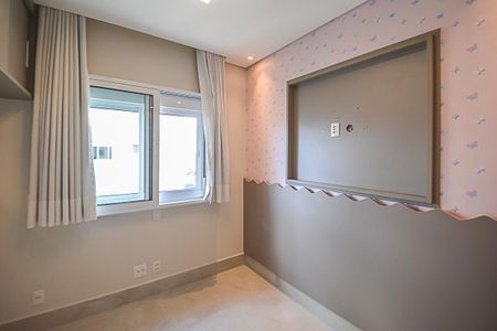 Apartamento à venda com 94m², 2 quartos e 2 vagasQuarto 2 - Suíte