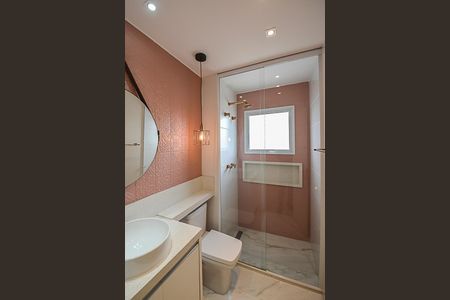 Apartamento à venda com 94m², 2 quartos e 2 vagasBanheiro da Suíte