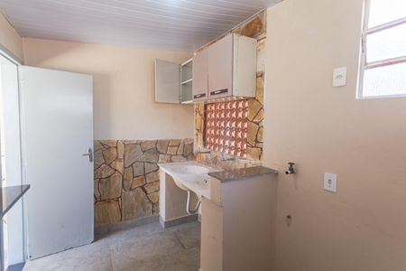 Casa à venda com 300m², 5 quartos e 1 vagaÁrea de Serviço