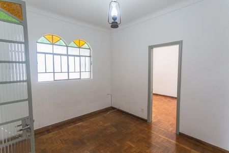 Casa à venda com 300m², 5 quartos e 1 vagaSala