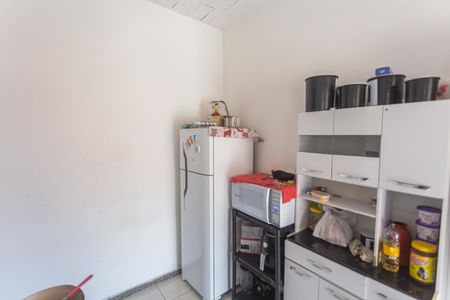 Casa à venda com 300m², 5 quartos e 1 vagaCozinha da Casa de Fundos 2