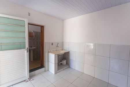 Casa à venda com 300m², 5 quartos e 1 vagaCozinha da Casa de Fundos 1