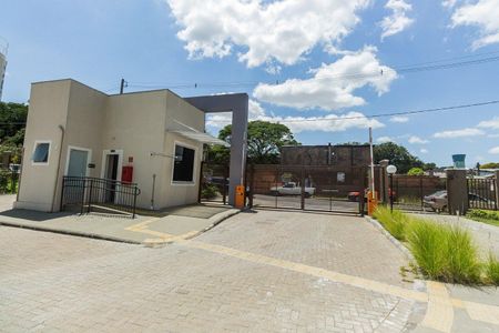 Apartamento para alugar com 45m², 2 quartos e 1 vaga Apartamento para alugar com 45m², 2 quartos e 1 vagaFachada