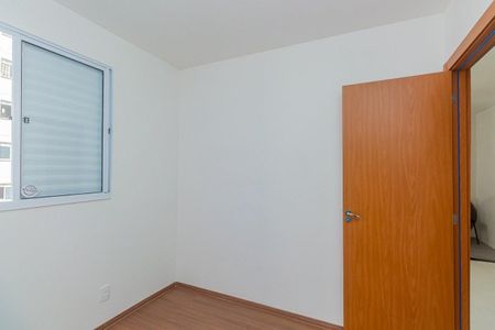 Quarto 2 de apartamento para alugar com 2 quartos, 45m² em Costa E Silva, Porto Alegre