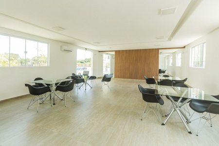 Apartamento para alugar com 45m², 2 quartos e 1 vaga Apartamento para alugar com 45m², 2 quartos e 1 vagaÁrea comum - Salão de festas