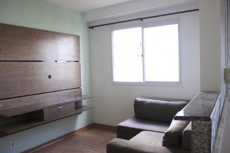 Sala de apartamento para alugar com 2 quartos, 43m² em Jardim Cocaia, Guarulhos