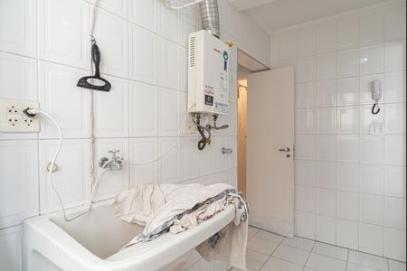 Apartamento para alugar com 180m², 3 quartos e 1 vagaÁrea de Serviço