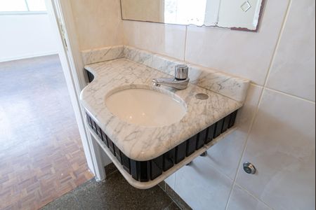 Apartamento para alugar com 180m², 3 quartos e 1 vagaLavabo