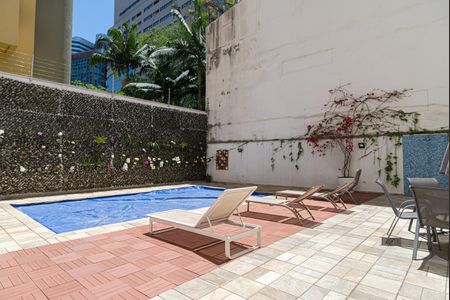 Apartamento para alugar com 180m², 3 quartos e 1 vagaÁrea comum - Piscina