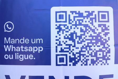 Casa à venda com 139m², 2 quartos e 2 vagasQR CODE