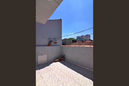Casa à venda com 139m², 2 quartos e 2 vagasQuintal