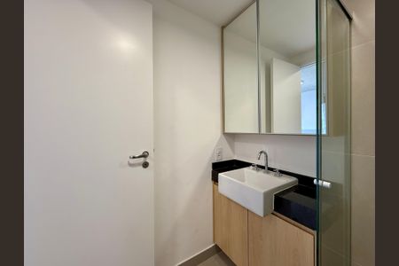 Studio para alugar com 18m², 0 quarto e sem vaga Studio para alugar com 18m², 0 quarto e sem vagaBanheiro