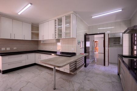 Casa à venda com 264m², 3 quartos e 3 vagas Casa à venda com 264m², 3 quartos e 3 vagasCozinha
