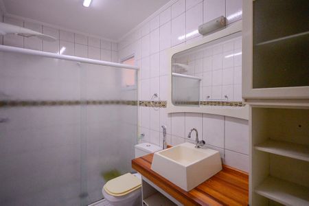 Casa à venda com 264m², 3 quartos e 3 vagas Casa à venda com 264m², 3 quartos e 3 vagasBanheiro do Quarto 3