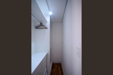 Casa à venda com 264m², 3 quartos e 3 vagas Casa à venda com 264m², 3 quartos e 3 vagasQuarto 2 - Suite (Closset)