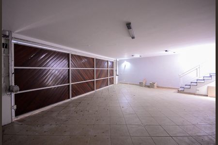 Casa à venda com 264m², 3 quartos e 3 vagas Casa à venda com 264m², 3 quartos e 3 vagasGaragem