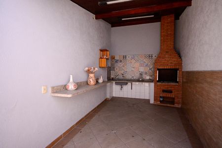 Casa à venda com 264m², 3 quartos e 3 vagas Casa à venda com 264m², 3 quartos e 3 vagasÁrea de Lazer