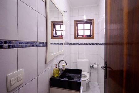 Casa à venda com 264m², 3 quartos e 3 vagas Casa à venda com 264m², 3 quartos e 3 vagasLavabo