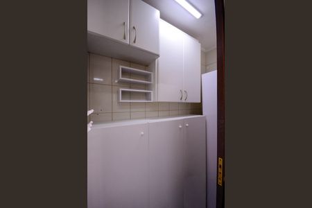 Casa à venda com 264m², 3 quartos e 3 vagas Casa à venda com 264m², 3 quartos e 3 vagasCozinha - Dispensa