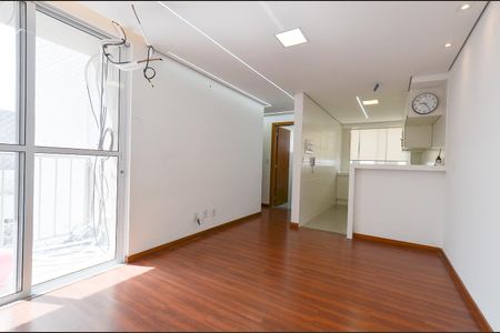 Sala Ambientes de apartamento para alugar com 2 quartos, 50m² em Palmares, Belo Horizonte